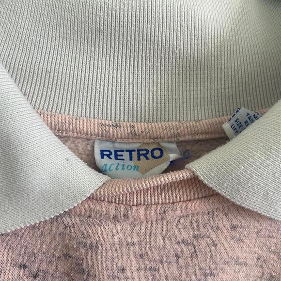 Vintage 90’s Retro Action double collared baby pink sweater ❄️ - Picture 2 of 2